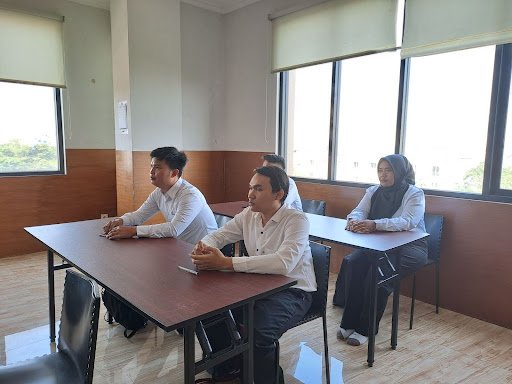 Serba-Serbi Walk-In Interview AyoTG